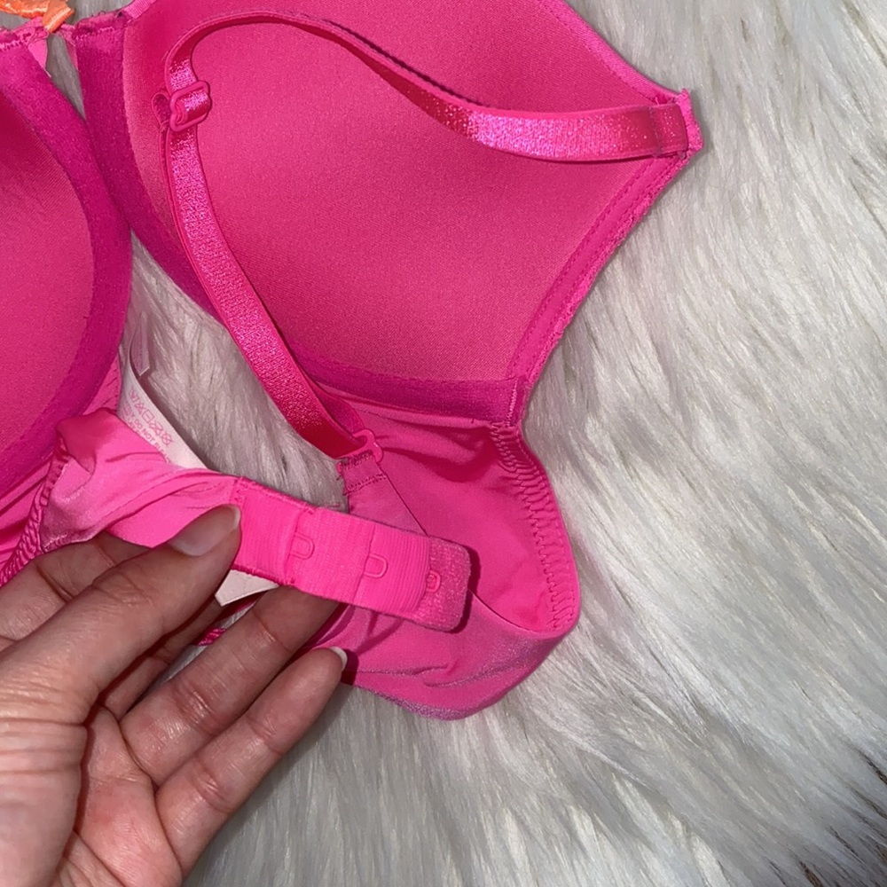 Victoria’s Secret Bra - Picture 3 of 4